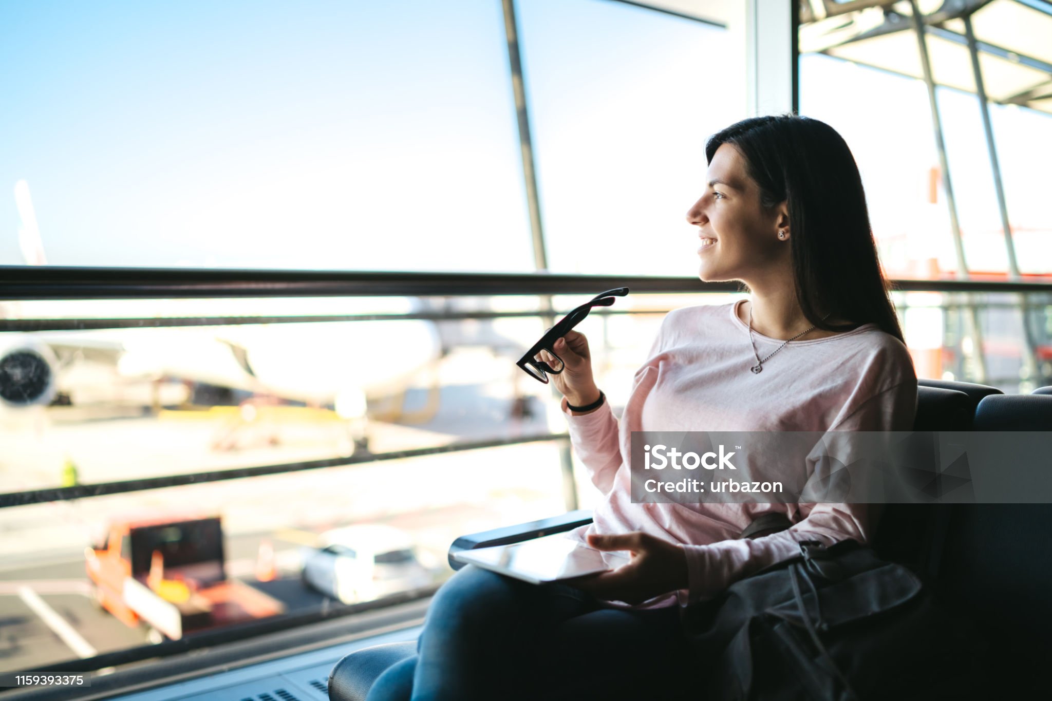 Reisende am Flughafen